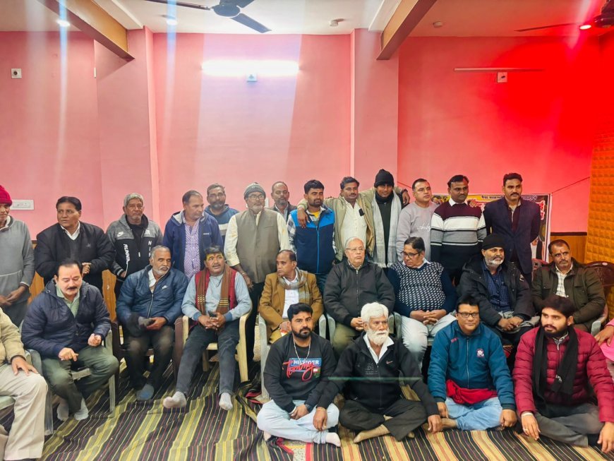 सोशल मीडिया ग्रुुप के सदस्य हुए एकजुट, सामाजिक मुद्दों पर रखे विचार